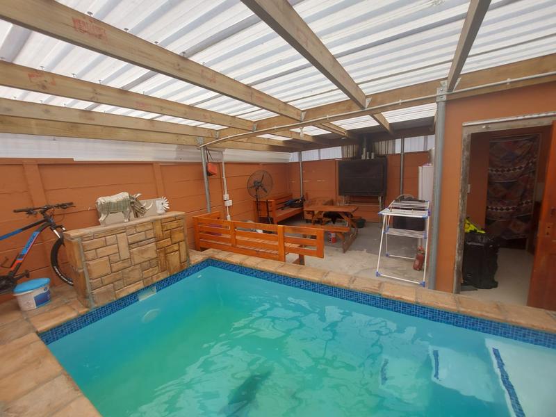 3 Bedroom Property for Sale in Mitchells Plain Central Western Cape